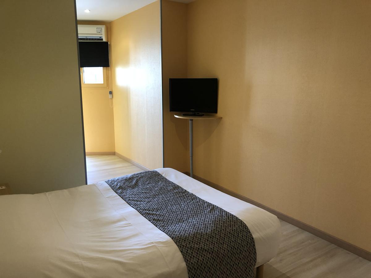 In Jungle Hotel Chassagny エクステリア 写真